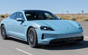 Porsche lên tiếng về tương lai của dòng xe điện đầu tiên