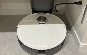 Bật robot hút bụi từ xa, chồng phát hiện bí mật của vợ: Thắng kiện rồi bất ngờ thành bị cáo