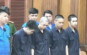 Hai bị cáo cầm đầu đường dây ma túy 'khủng' ở TPHCM lĩnh án tử hình