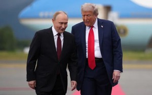 Giám đốc CIA đã đề xuất điều gì trong chuyến thăm Nga?