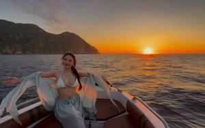 Trải nghiệm đang cực hot ở vịnh biển đẹp nhất Việt Nam: Thuê hẳn ca nô riêng ngắm hoàng hôn, mỗi người chưa tới 300.000 đồng