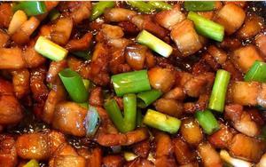 3 thói quen khi rang thịt cần bỏ ngay
