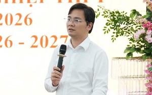 Giám đốc Sở GD&ĐT Tuyên Quang Vũ Đình Hưng bị tạm đình chỉ công tác