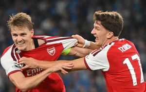 Arsenal và Martin Odegaard: Giải pháp hoàn hảo hay sự phụ thuộc nguy hiểm?