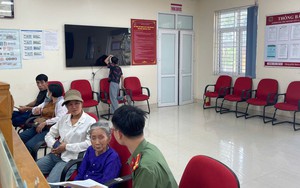 Công an yêu cầu nhân viên ngân hàng trình báo ngay nếu phát hiện người dân chuyển tiền với nội dung sau