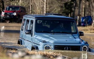 Mercedes-Benz đăng ký sáng chế SUV địa hình có thể nổi trên mặt nước