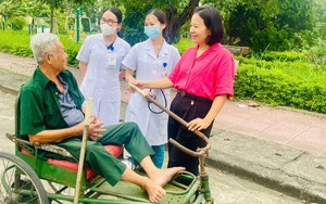 Người có công khám bệnh khác tỉnh có còn được BHYT chi trả 100% chi phí?