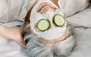 Cụ bà 75 tuổi tiêu sạch gần 12 tỷ tiền dưỡng già để đi làm đẹp ở 1 spa
