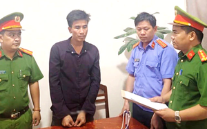 Thi hành lệnh bắt tạm giam Trường "Ca Sĩ"