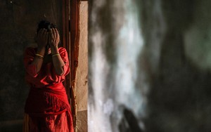 Nơi từng là thị trấn Nepal, nay chỉ còn bùn đất