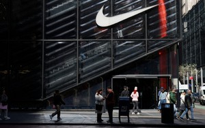 Nỗi đau 220 tỷ USD của Nike