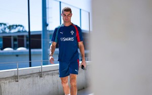 Nhìn khoảnh khắc này không nghĩ Ronaldo đã 41 tuổi