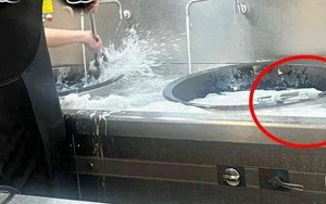 Scandal trường mầm non dùng chảo nấu để cọ nắp cống gây kinh hãi ở Trung Quốc