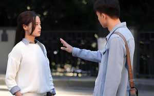 Chồng kiếm cả trăm triệu mỗi tháng nhưng với bố mẹ vợ lại lạnh nhạt đến khó tin: Đến tân gia nhà vợ cũng không xuất hiện