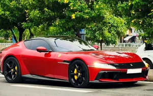Cận cảnh Ferrari 12Cilindri độc nhất Việt Nam lăn bánh ở TP.HCM