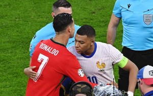 Mbappe: Messi, Ronaldo chỉ cho tôi con đường