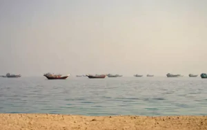 Mỹ và Iran âm thầm đàm phán lộ trình mở lại eo biển Hormuz
