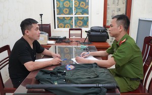Bắt kẻ giả cảnh sát cơ động chặn xe vòi tiền, khiến người đi đường tử vong