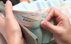 Một khách hàng gửi hơn 21 tỷ đồng tại BIDV, Vietcombank, VietinBank,... để ngân hàng phong tỏa phần lớn số tiền