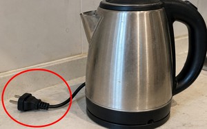 Hơn 90% người dùng không biết vì sao dây điện của ấm siêu tốc thường rất ngắn
