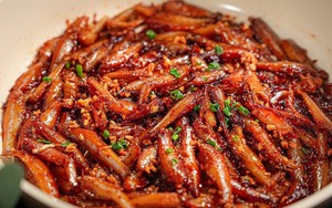 Chỉ ăn cá thay thịt theo lời khuyên của bác sĩ, người đàn ông có hơn 20 khối polyp đại tràng bất ngờ khi đi khám