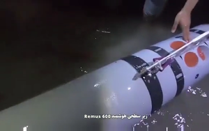 Iran tuyên bố bắt sống thiết bị lặn không người lái siêu hiện đại của Mỹ