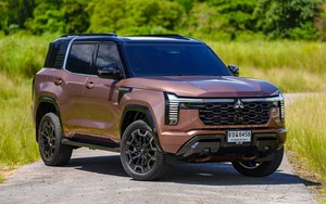 Mitsubishi Pajero thế hệ mới chốt ngày ra mắt ĐNÁ: 3 phiên bản giá quy đổi từ 1,2 tỷ, máy dầu hơn 200 mã lực, tham vọng đấu Everest