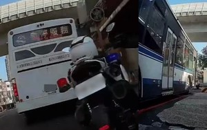 Người đàn ông lên xe buýt, tử vong được 3 ngày vẫn không ai hay biết