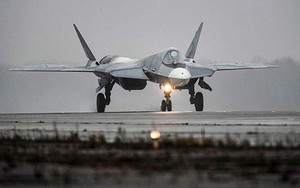 Rostec lần đầu trình làng UAV tàng hình phóng từ tiêm kích Su-57E