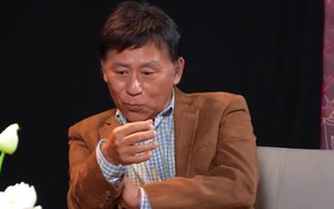 "Không thể nào đem bằng thạc sĩ, tiến sĩ ra để bắt khán giả trả tiền cao hơn cho mình"