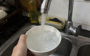 Nước máy có mùi clo nên làm gì đầu tiên?