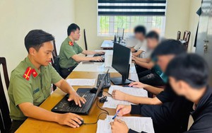 Công an điều tra 9 chủ tài khoản ngân hàng