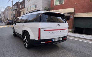 Hyundai Santa Fe mới lộ diện chi tiết phần đuôi, thiết kế không còn gây tranh cãi
