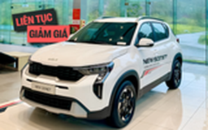 Kia Sonet lại tạo 'đáy' mới, giá thực tế chưa đến 440 triệu