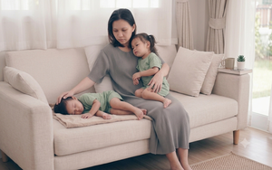Nhiều đêm nằm trong phòng, tôi bỗng thấy sợ khi nghe tiếng ho của bố chồng, tiếng nói chuyện của mẹ chồng