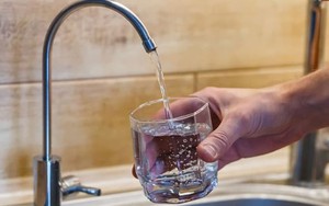 5 lời khuyên cho những gia đình đang uống nước máy lọc