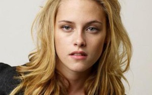 Kristen Stewart tiếp tục đóng phim của "người thứ ba"