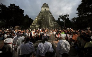 "Ngày tận thế" phá hỏng đền thiêng của người Maya