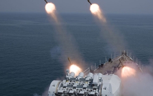 Tàu chiến Trung Quốc “giáp mặt” hải quân Hàn Quốc