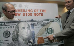 Mỹ in sai 30 triệu tờ 100 USD mới