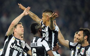 Đánh bại Milan, Juventus băng băng về đích