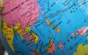 Trung Quốc ngấm ngầm tuồn quả địa cầu “lưỡi bò’ vào Philippines