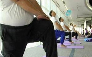 Tại sao nhiều nước cấm cảnh sát bụng phệ?