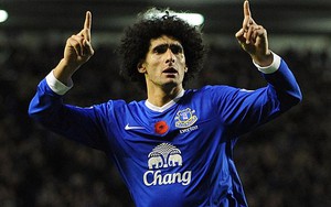 Rao bán Fellaini, Everton “chơi khăm” Man United