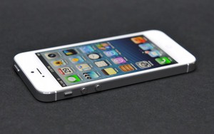 Apple dừng bán iPhone 5 ngay sau khi iPhone 5S ra mắt?