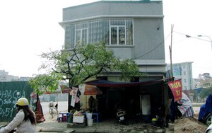 Lộ nhà 4 mặt tiền ở Xã Đàn - Hoàng Cầu trước ngày thông xe