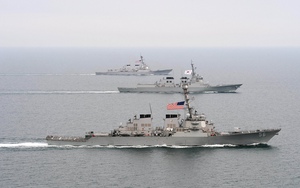Tàu chiến Mỹ-Hàn thị uy sức mạnh gần Triều Tiên