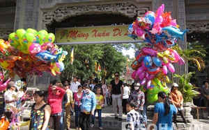 Khánh Hòa đón hơn 670.000 lượt du khách dịp Tết nguyên đán