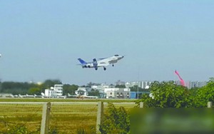 Trung Quốc thử nghiệm sơn tàng hình cho J-20?