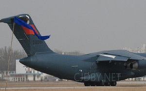Trung Quốc “thay áo mới” cho “khổng lồ” Y-20